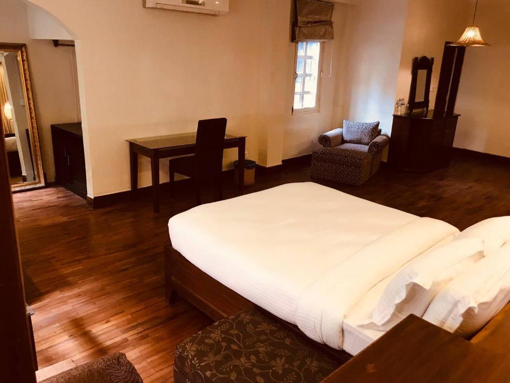 Signature Suite · Spacious · Heritage Stay